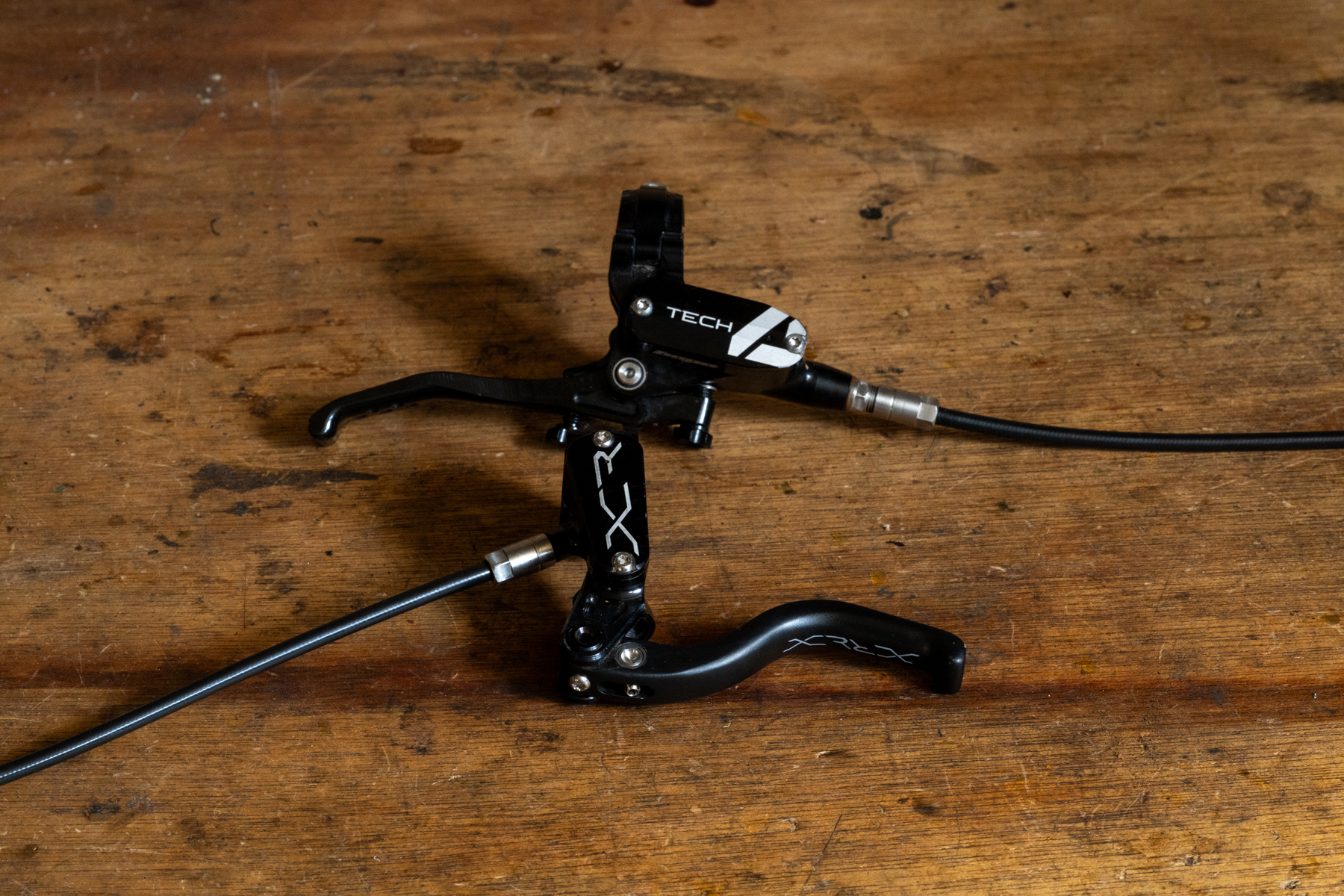 David Golay reviews the Hope XCR Pro E4 Brakes for Blister