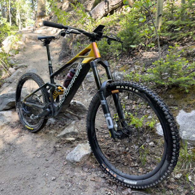 Simon Stewart and Dylan Wood review the Mondraker Dune XR for Blister