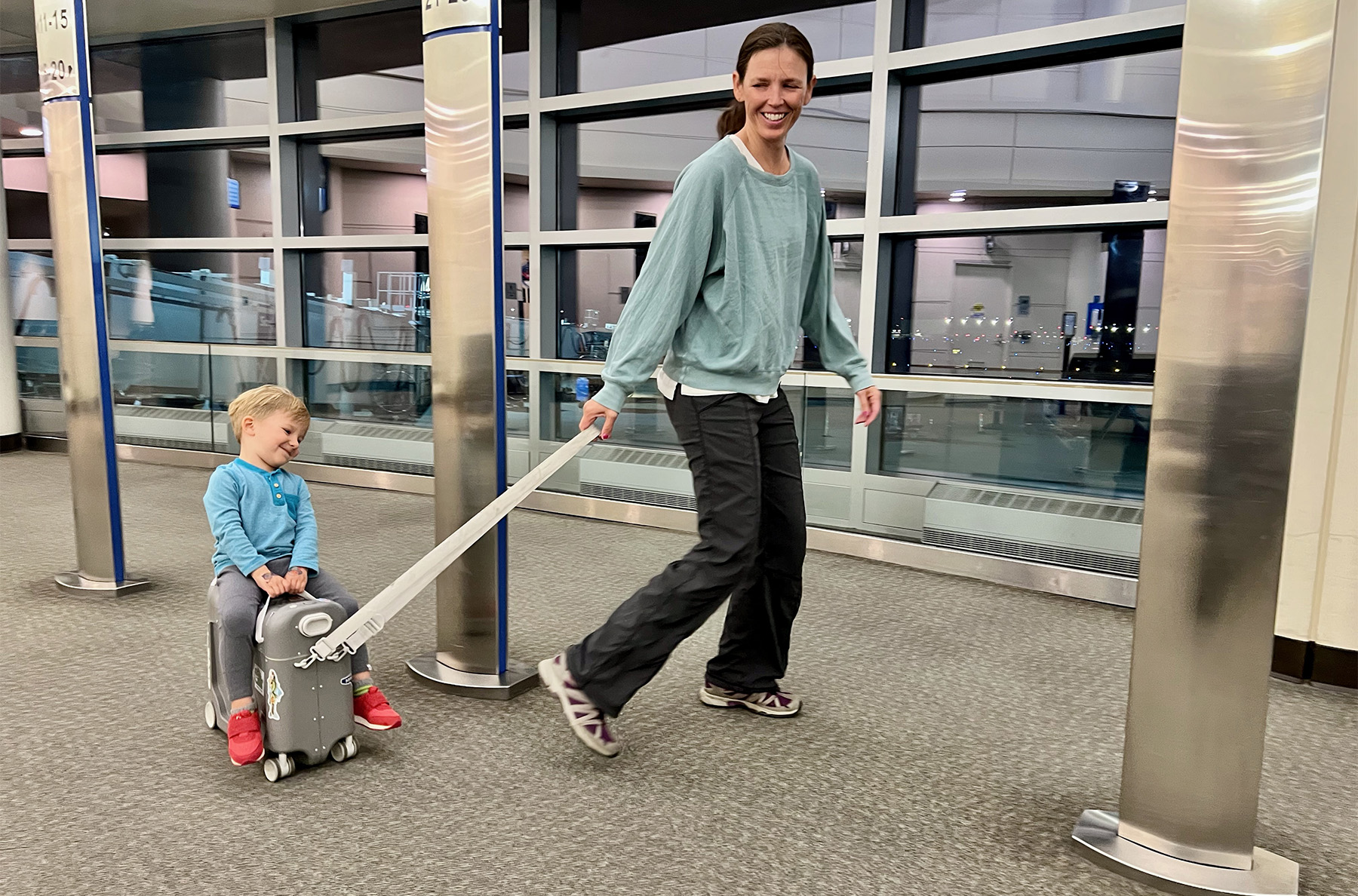 Kristin & Linden using the Stokke JetKids