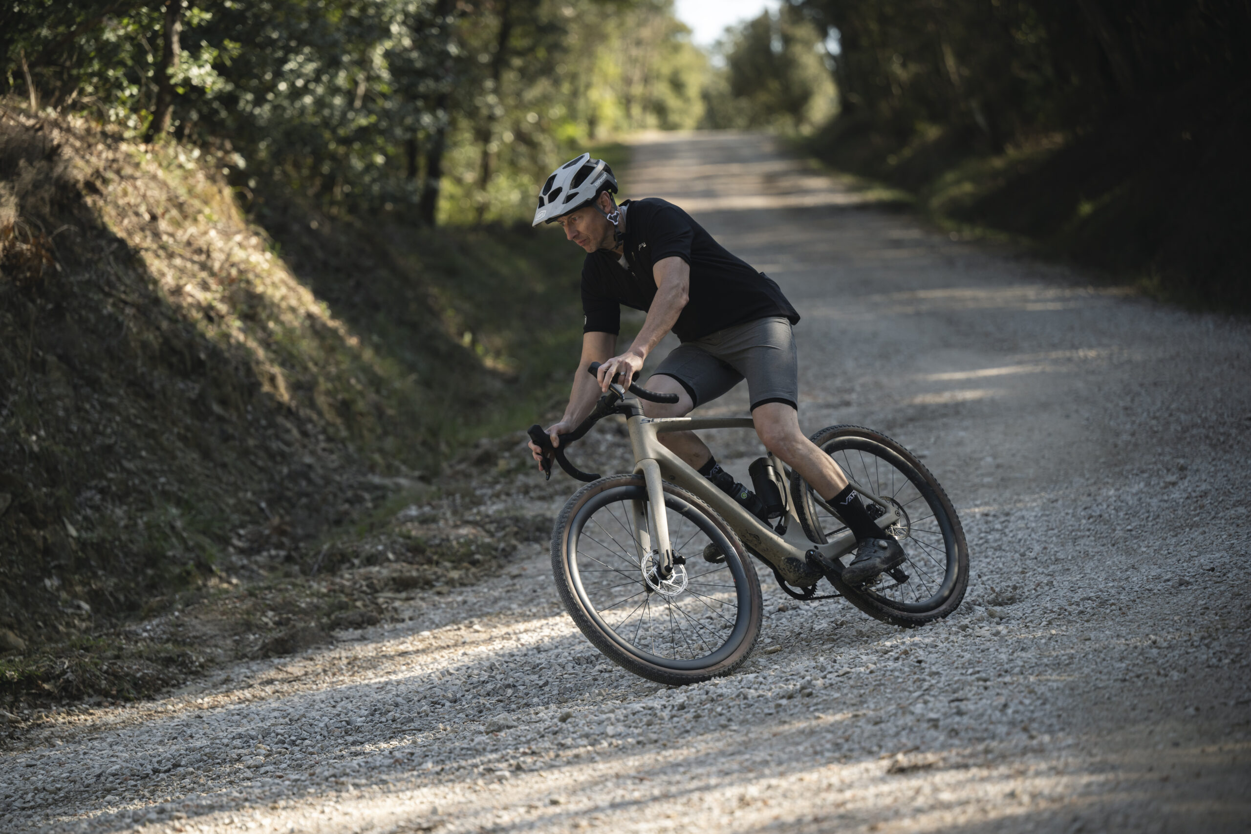 Simon Stewart reviews the Scott Solace Gravel eRide for Blister