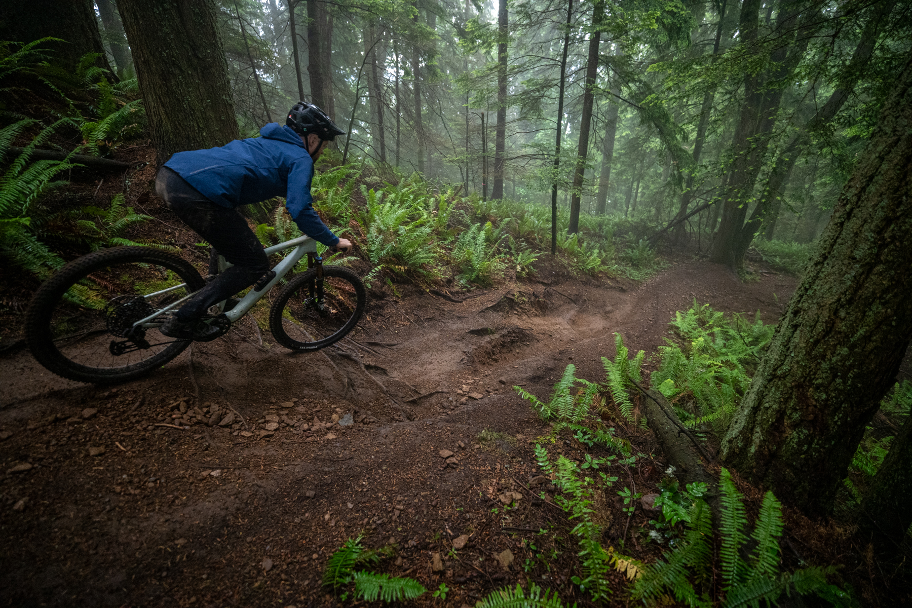 David Golay and Zack Henderson review the Specialized Epic Evo for Blister