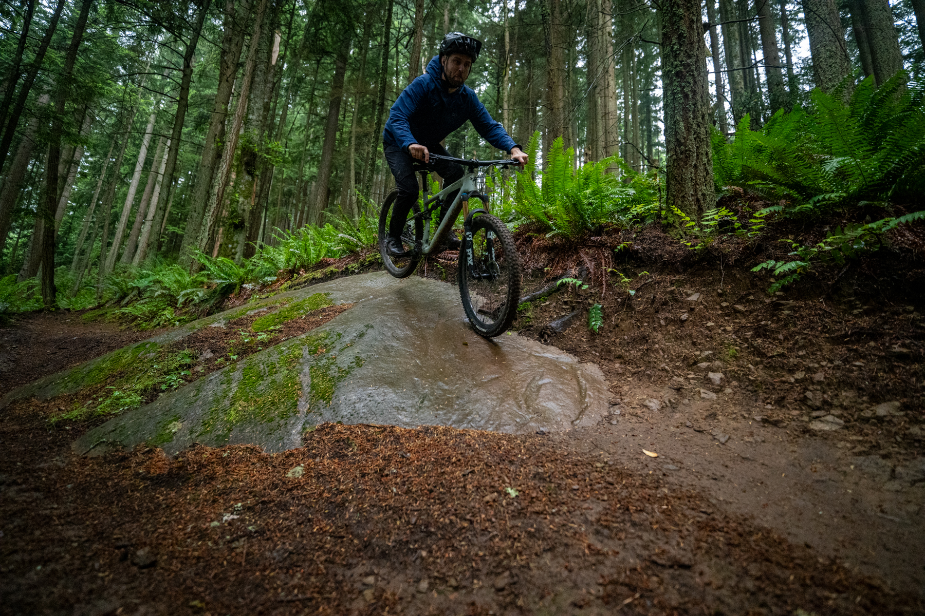 David Golay and Zack Henderson review the Specialized Epic Evo for Blister