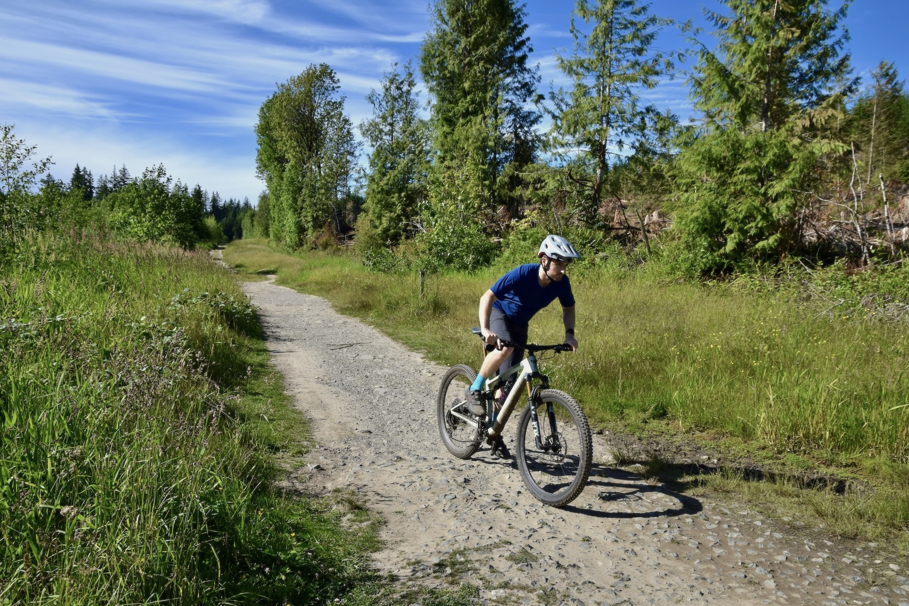 David Golay and Zack Henderson review the Specialized Epic Evo for Blister