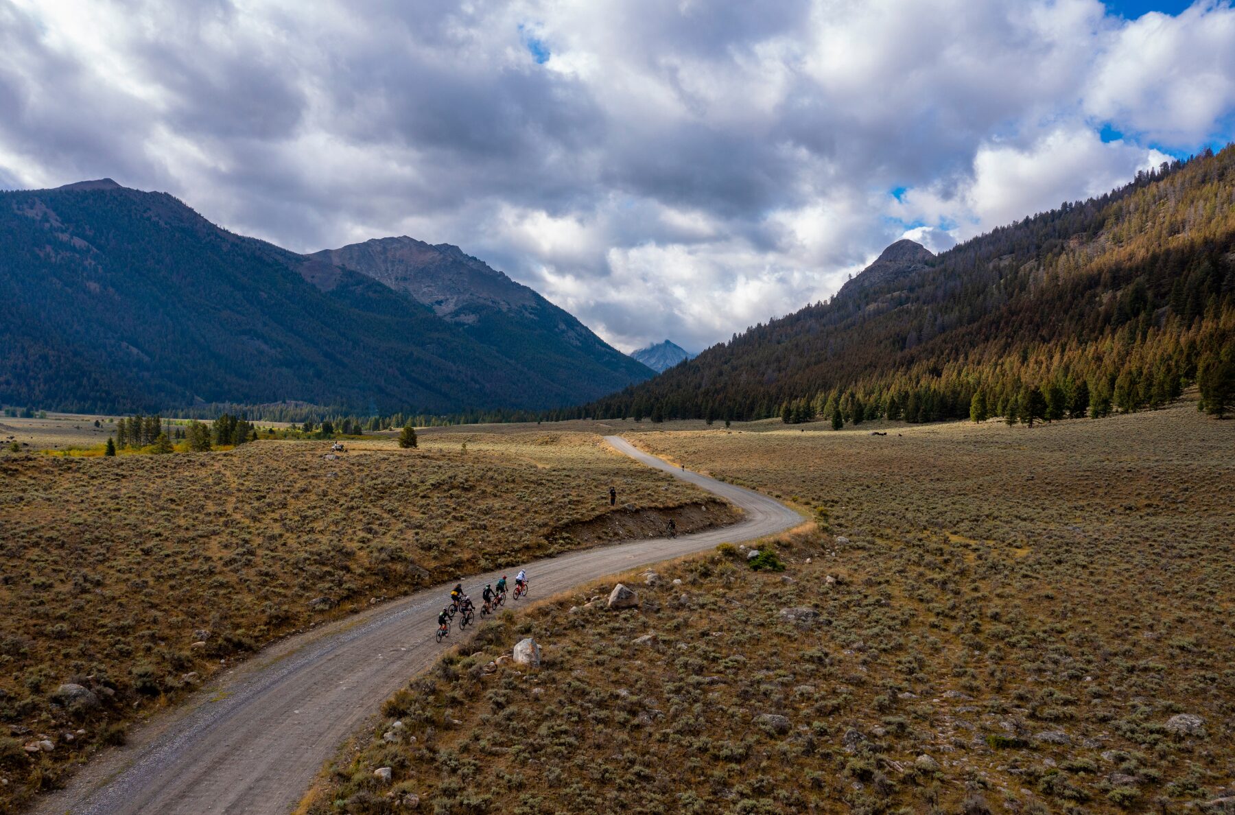 Rebecca Rusch & Carlos Perez on Mtn Biking, Gravel Riding, Rebecca’s Private Idaho, & More