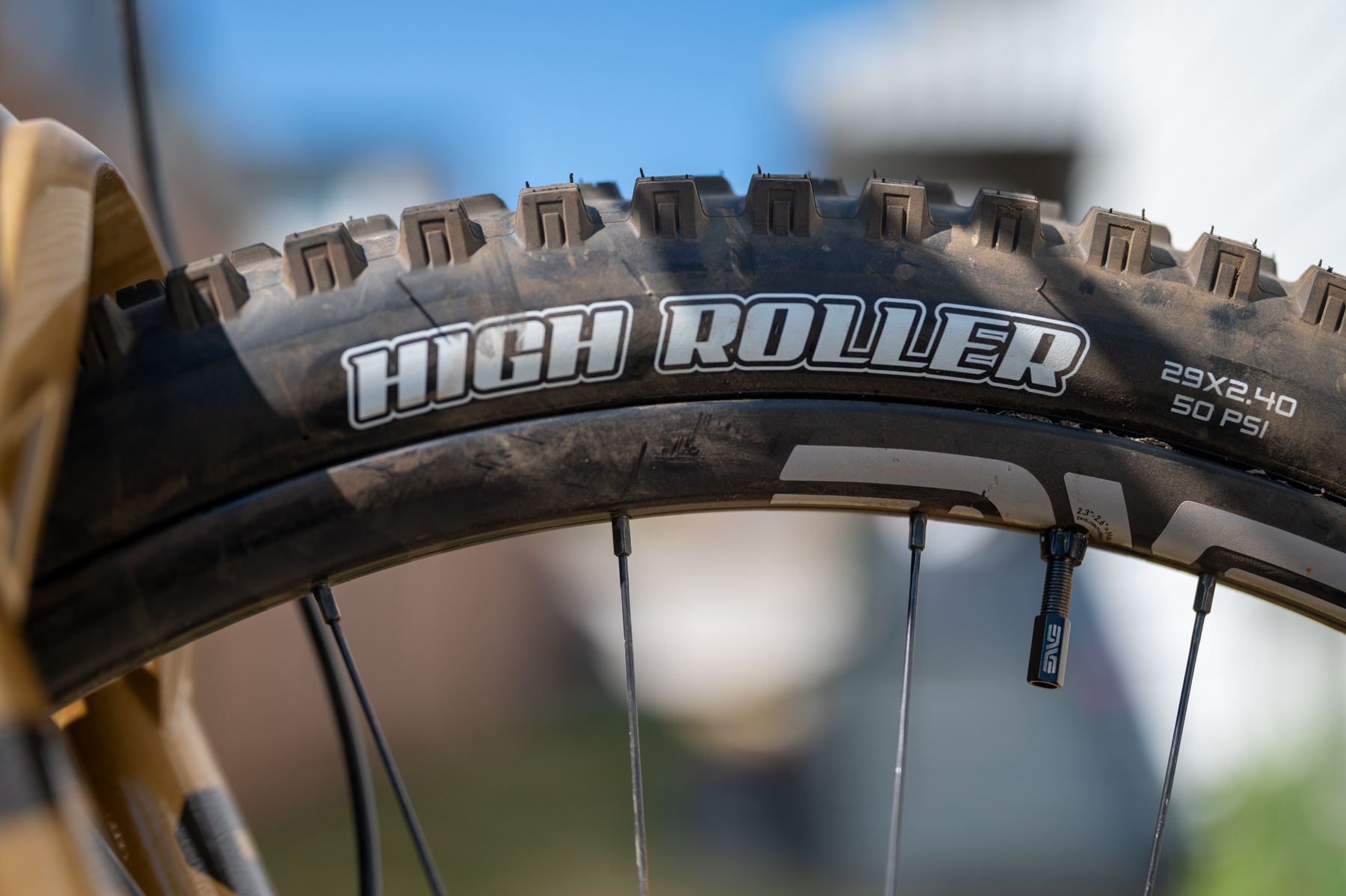 David Golay reviews the Maxxis High Roller for Blister