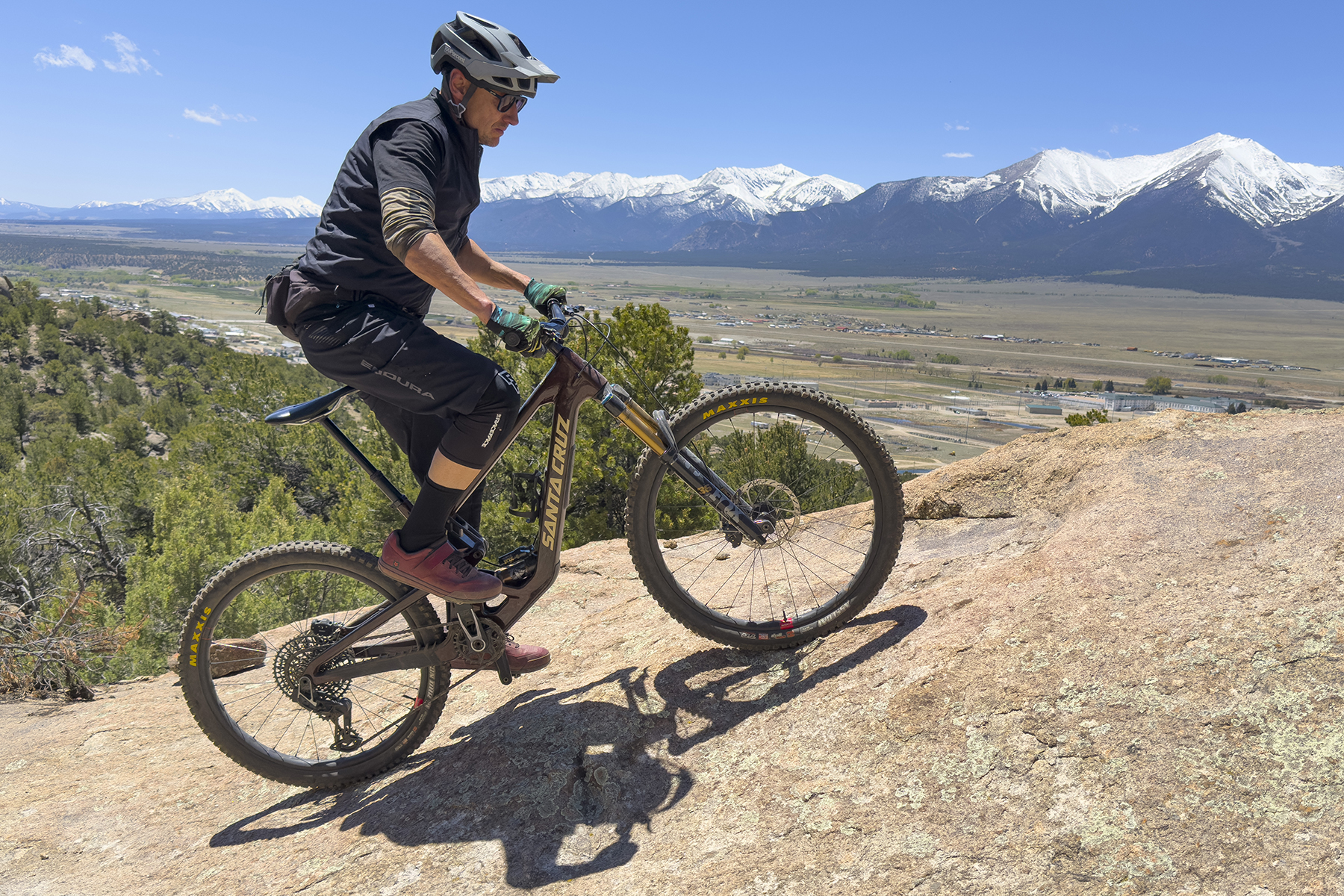 Simon Stewart reviews the Santa Cruz Bronson