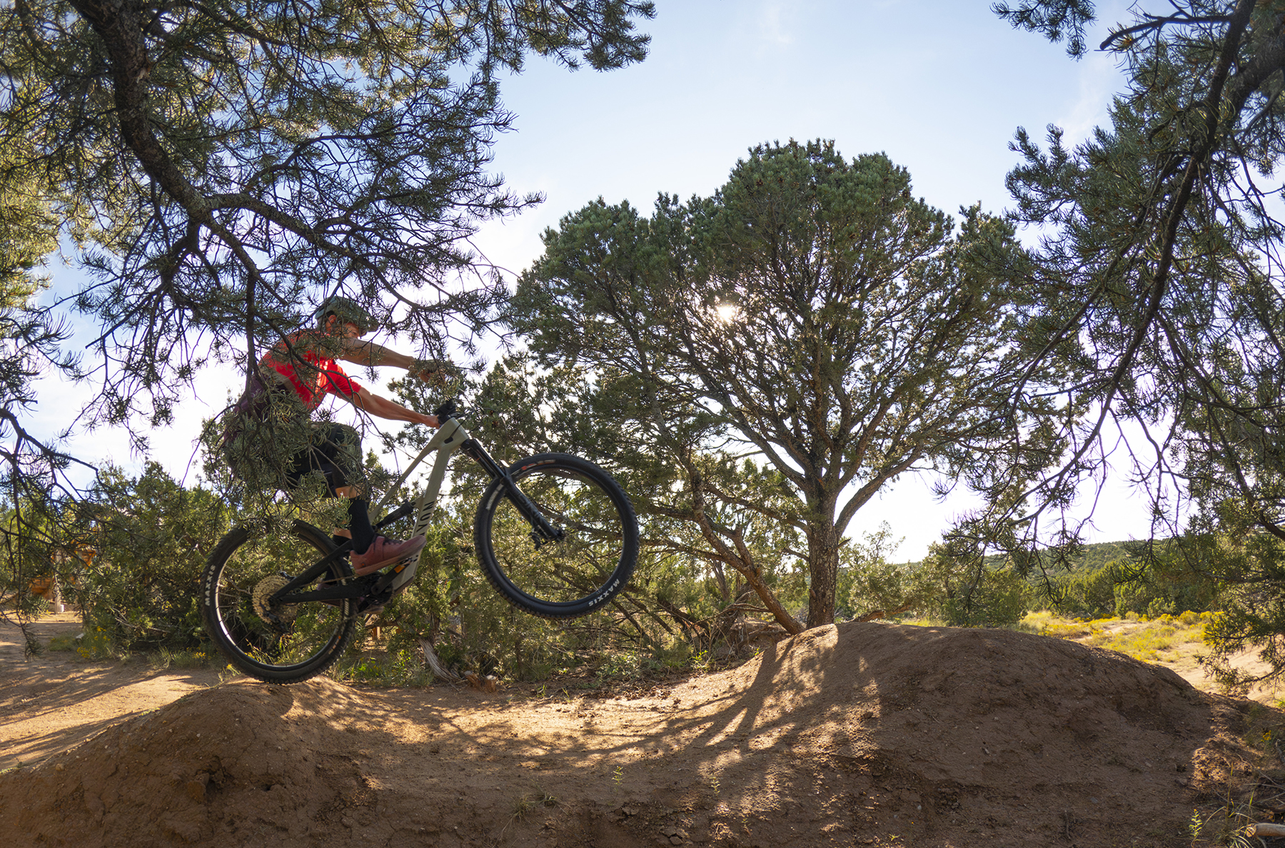 Simon Stewart reviews the Canyon Spectral:ONfly