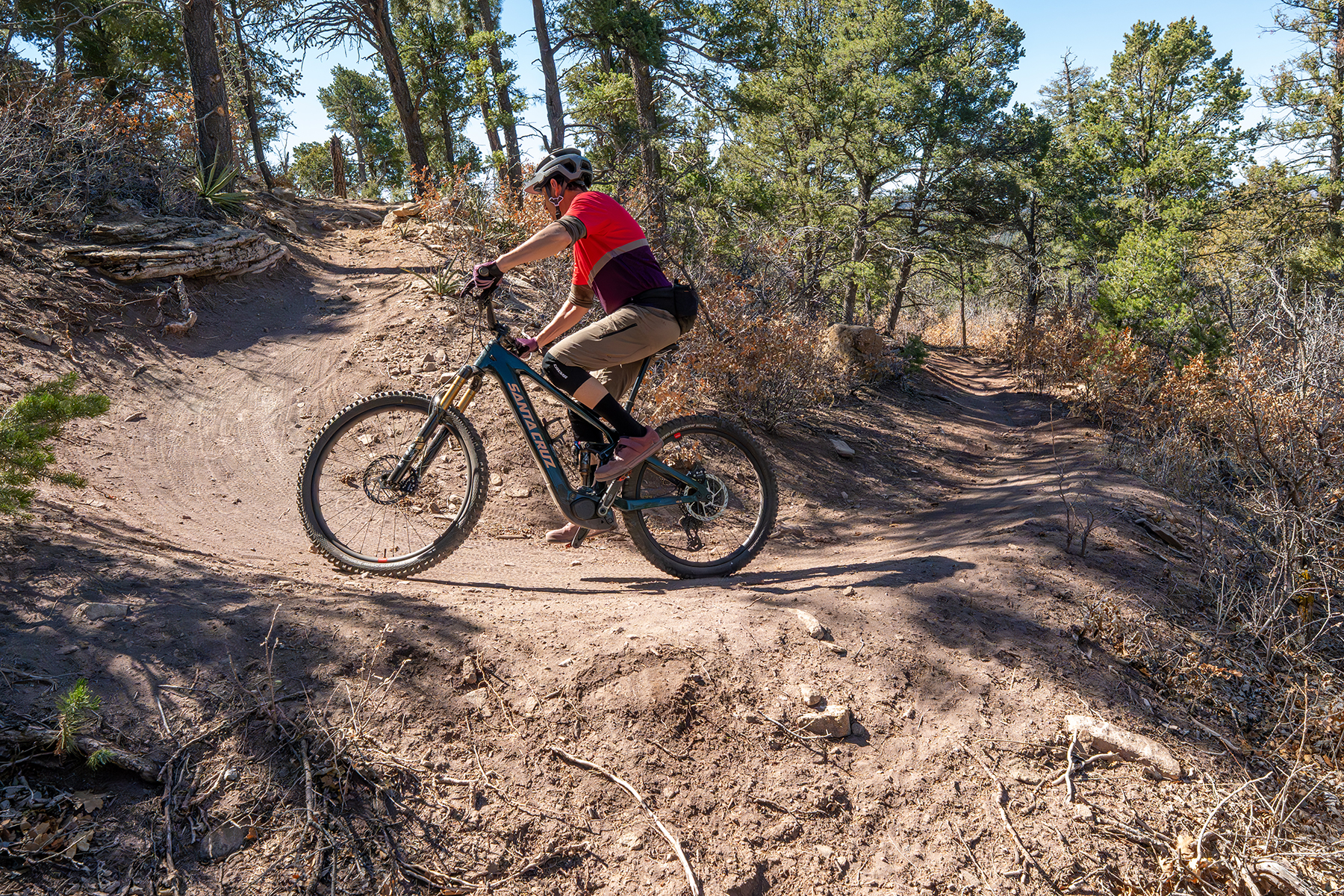 Simon Stewart riding the Santa Cruz Vala