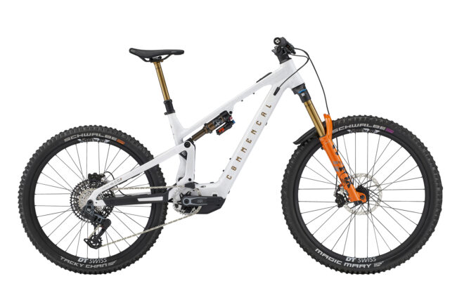 Zack Henderson reviews the Commencal Meta Power SX 400 for Blister