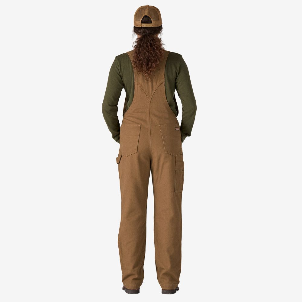 Kristin Sinnott reviews the Patagonia W’s Iron Forge™ Fleece-Lined Bib Overalls for BLISTER.