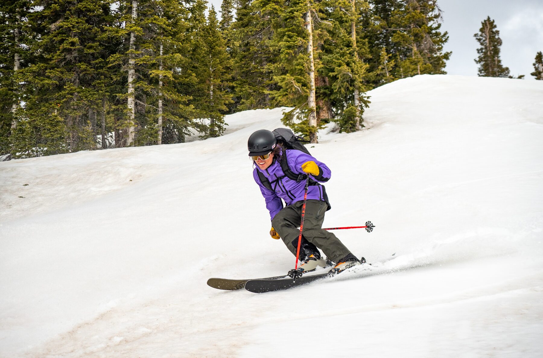 Luke Koppa reviews the Monashee Hat by Passage. Hat Co for BLISTER.