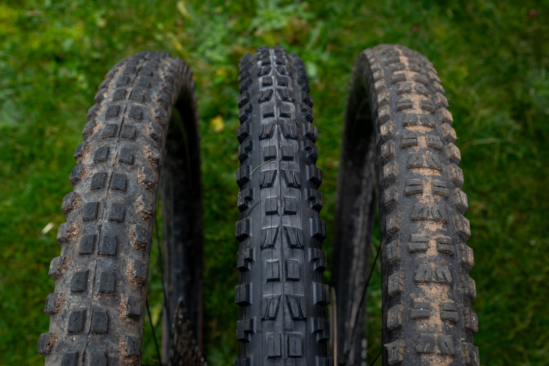 David Golay reviews the Delium Versatile and Rugged tires for BLISTER