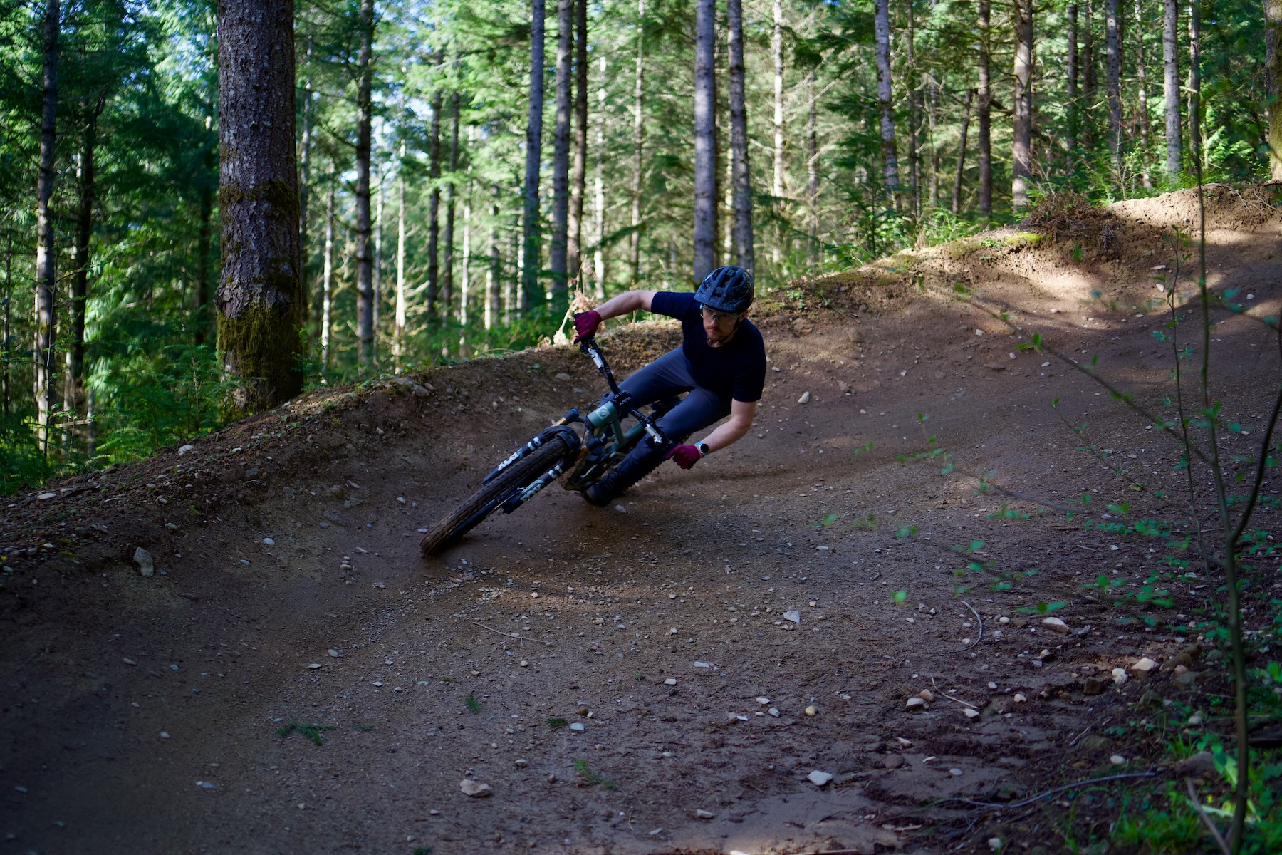 Zack Henderson reviews the Pivot Trailcat LT