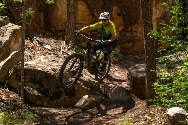 Simon Stewart reviews the Santa Cruz Bullit