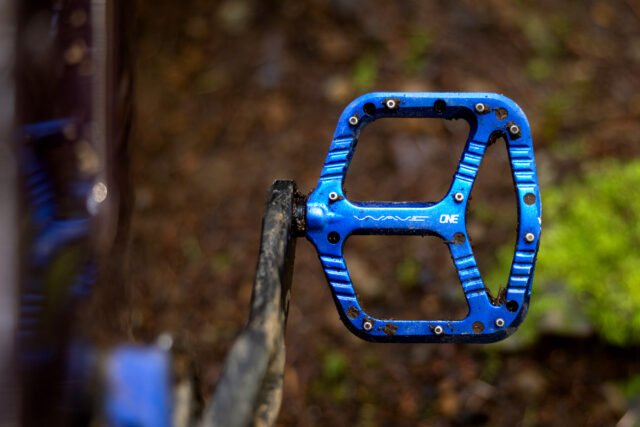 Zack Henderson reviews the OneUp Wave Pedals for Blister