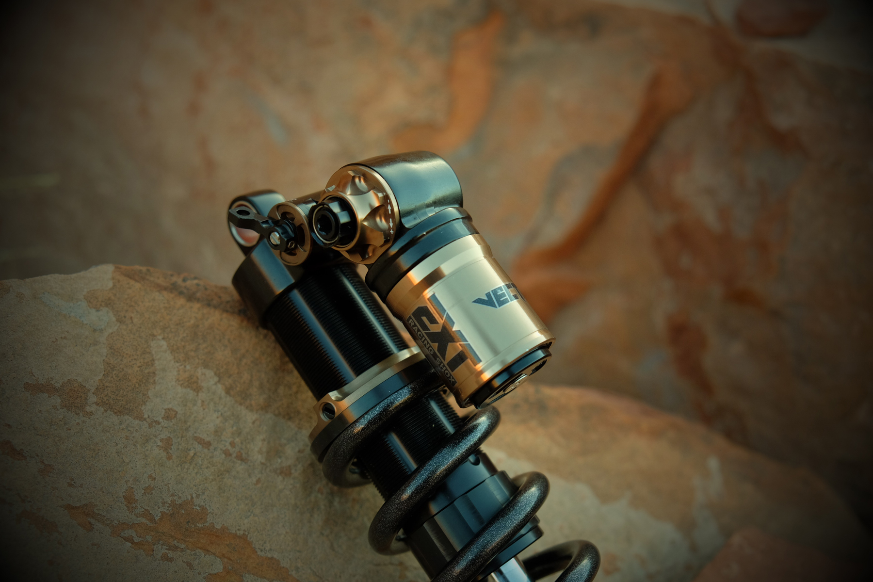 David Golay reviews the EXT Vecta for Blister