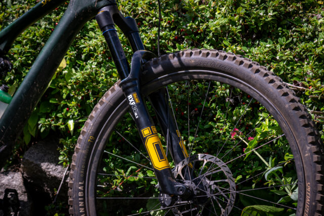 David Golay reviews the Öhlins RXF36 m.3 for Blister