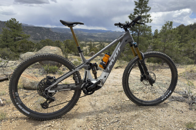 Pivot Shuttle SL/AM