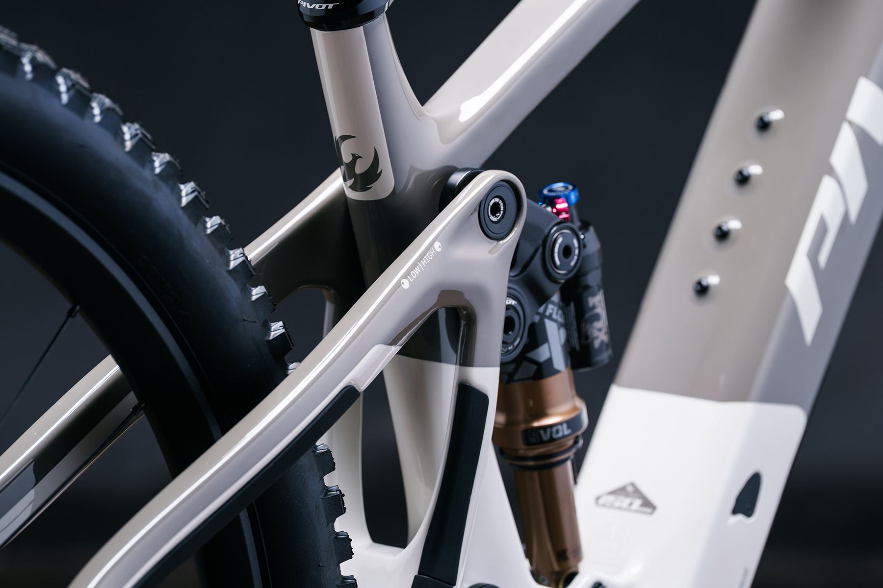 Pivot Shuttle SL/AM