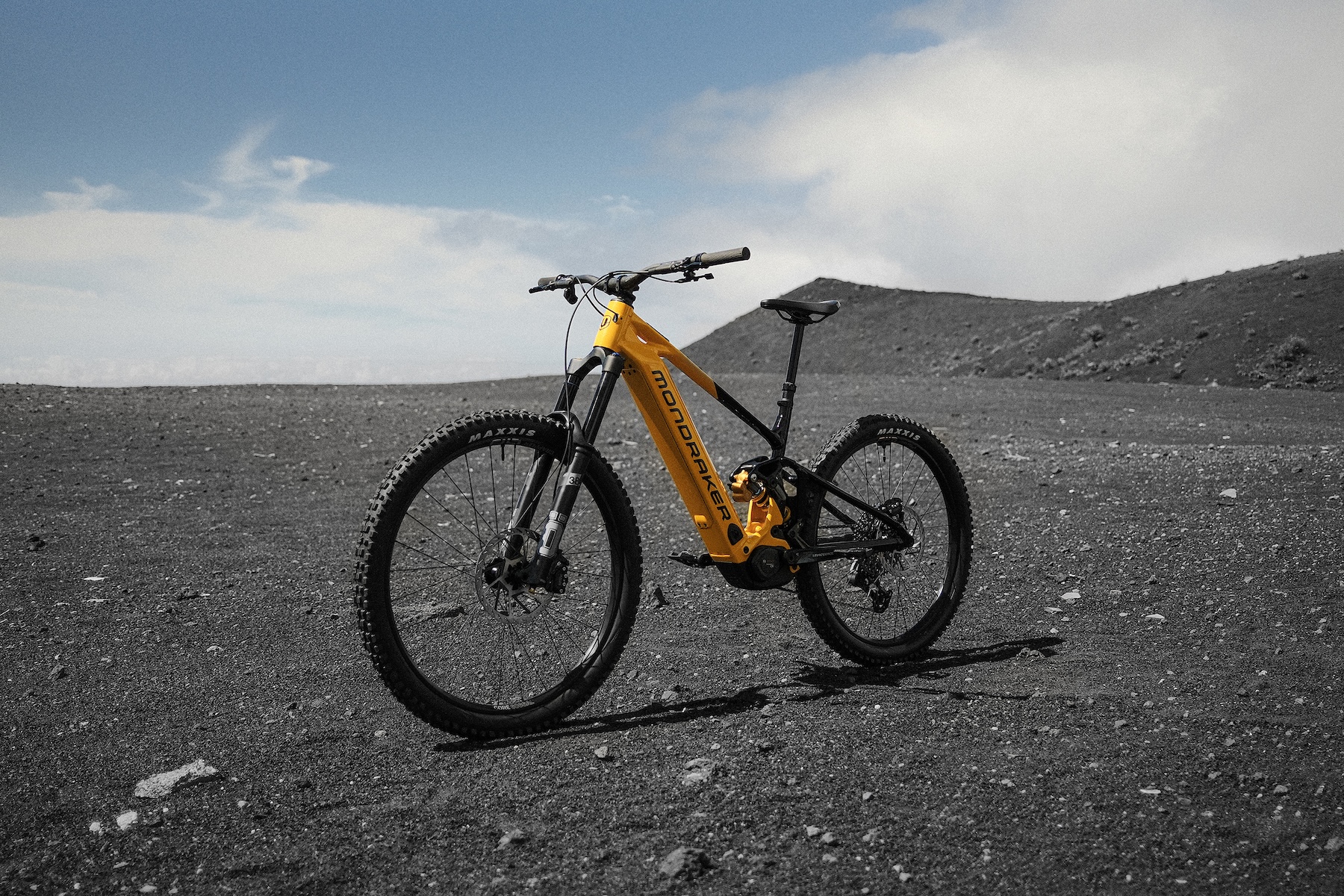 BLISTER reviews the Mondraker Level