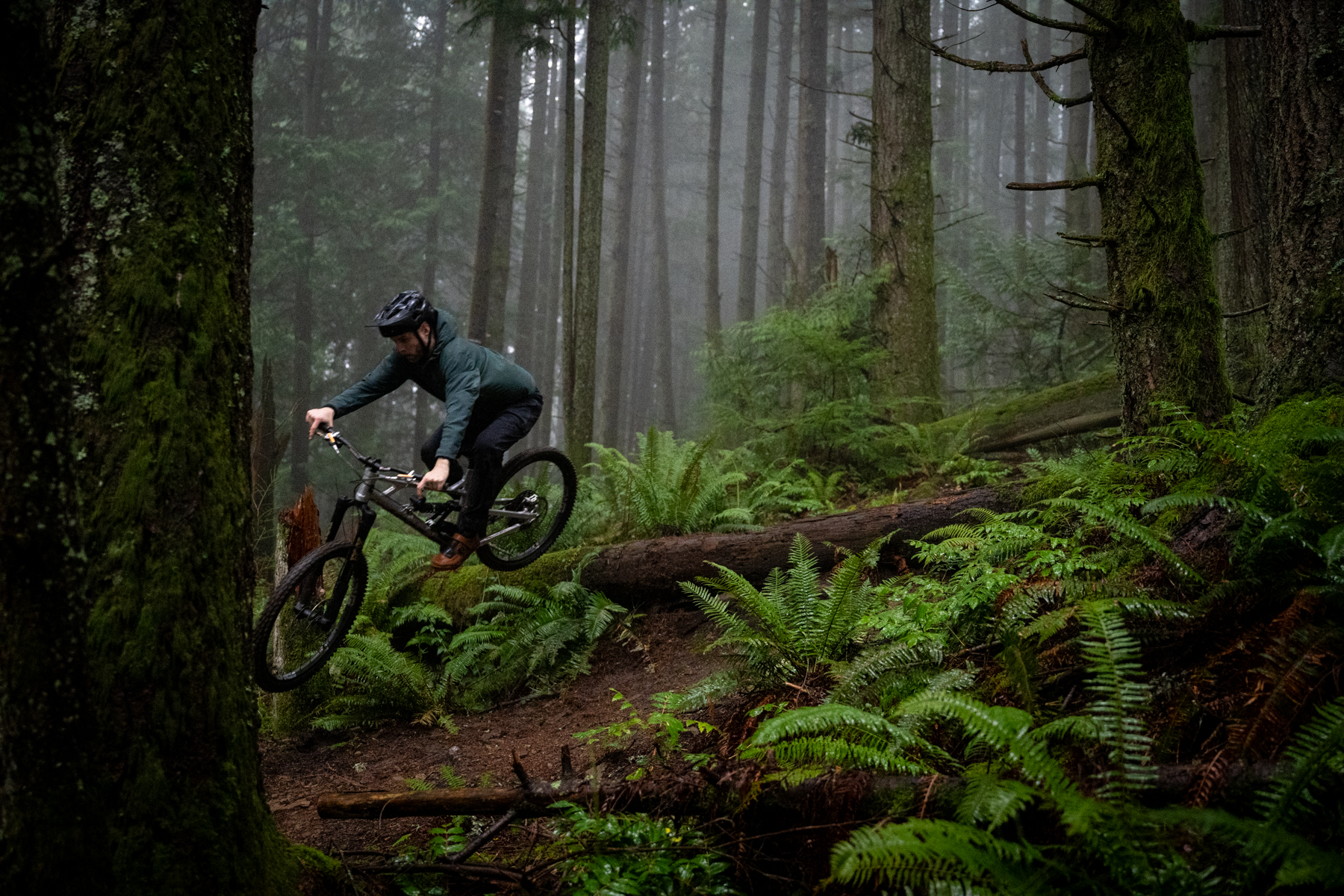 David Golay reviews the Fox Podium for Blister