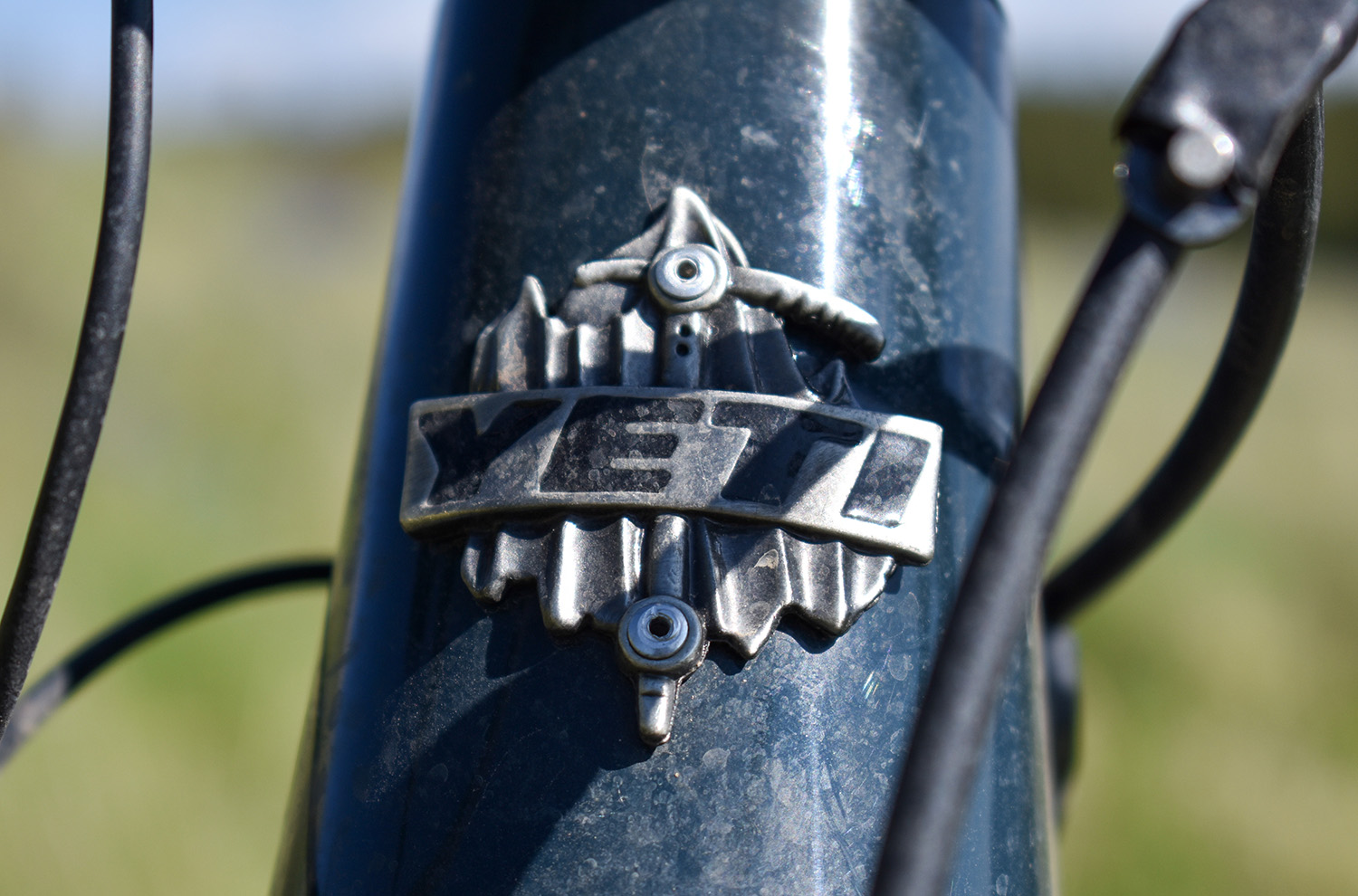 Yeti MTe — Head Tube Badge