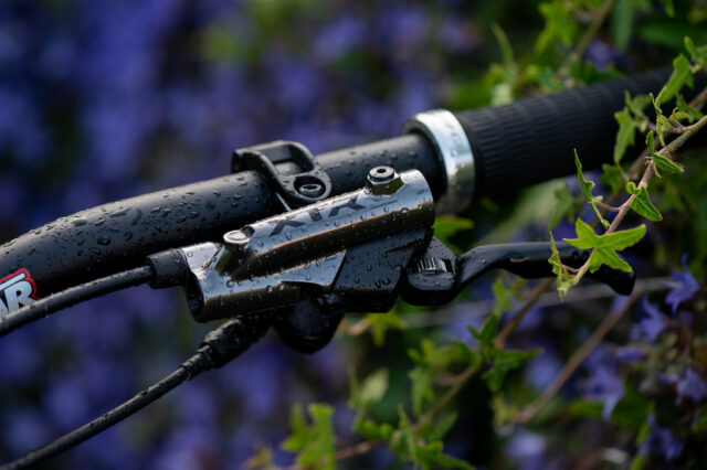 David Golay reviews the Shimano XTR M9220 Brakes for Blister