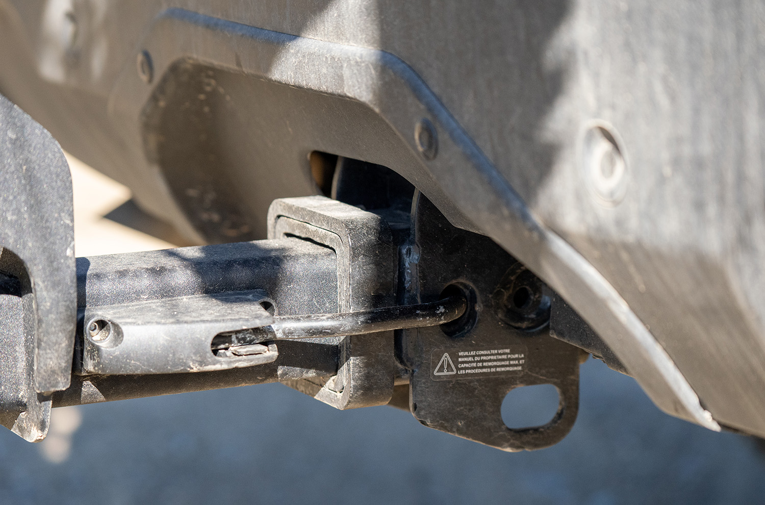 Thule T2 Pro XTR — Hitch Hook