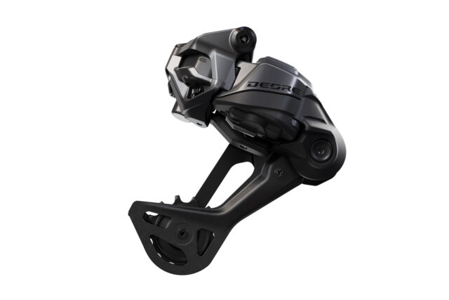 David Golay reviews the Shimano XT M8200 Drivetrain for Blister