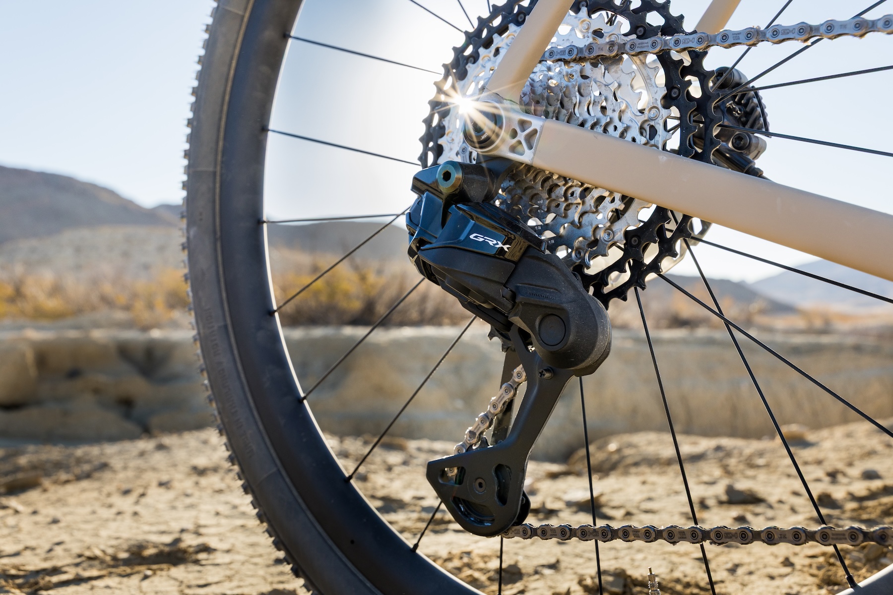 BLISTER reviews Shimano's GRX Di2 1x12 drivetrain