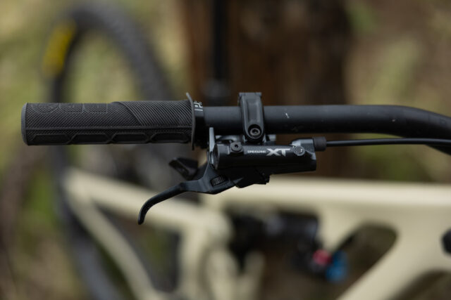 David Golay reviews the Shimano XT M8220 Brakes for Blister