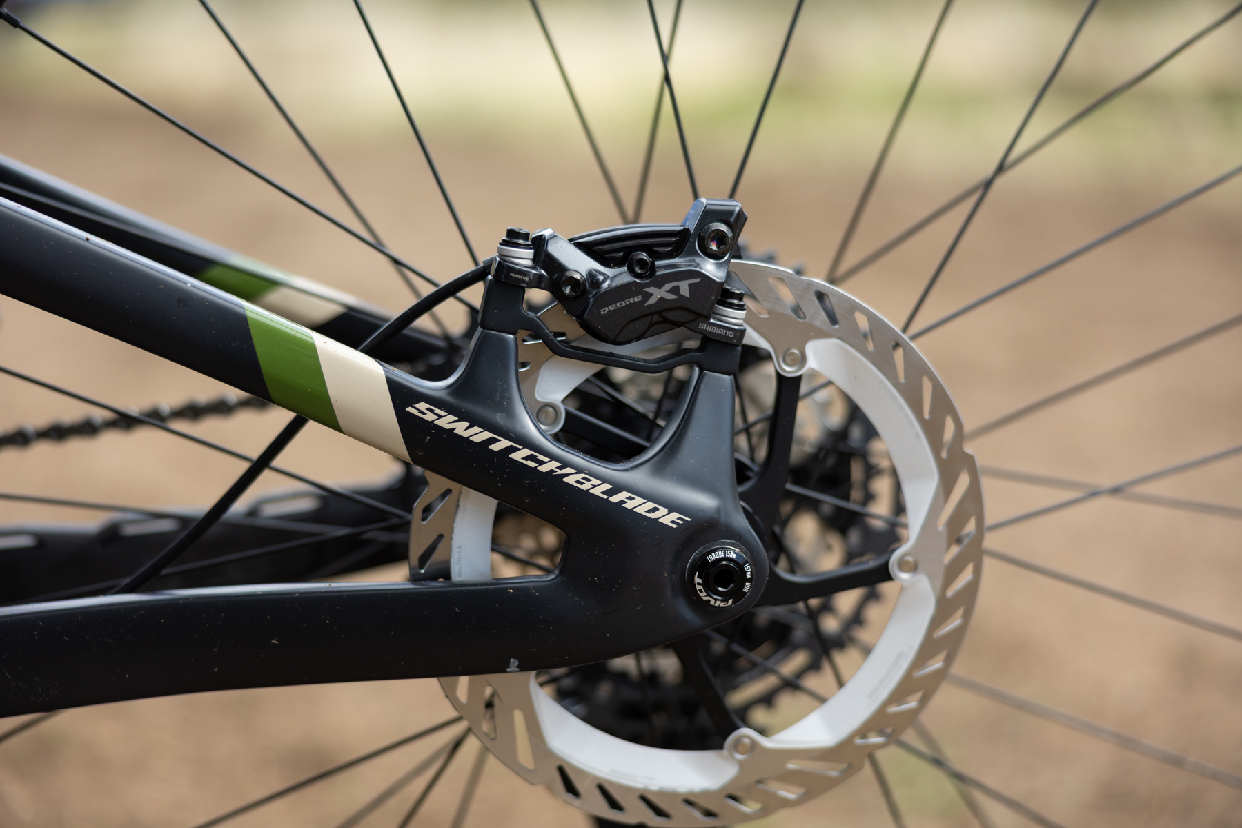 David Golay reviews the Shimano XT M8220 Brakes for Blister
