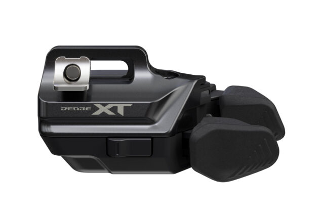 David Golay reviews the Shimano XT M8200 Drivetrain for Blister
