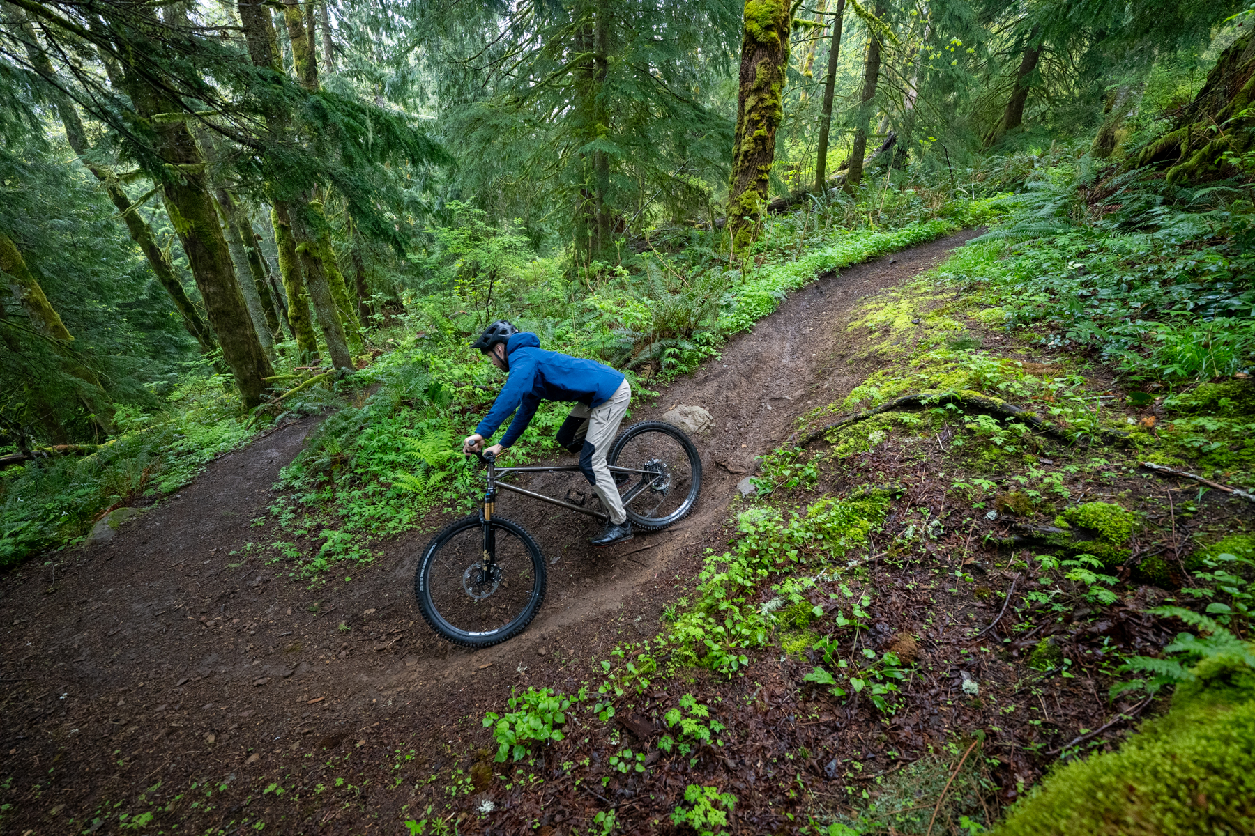 David Golay reviews the Schwalbe Albert Radial tires for Blister
