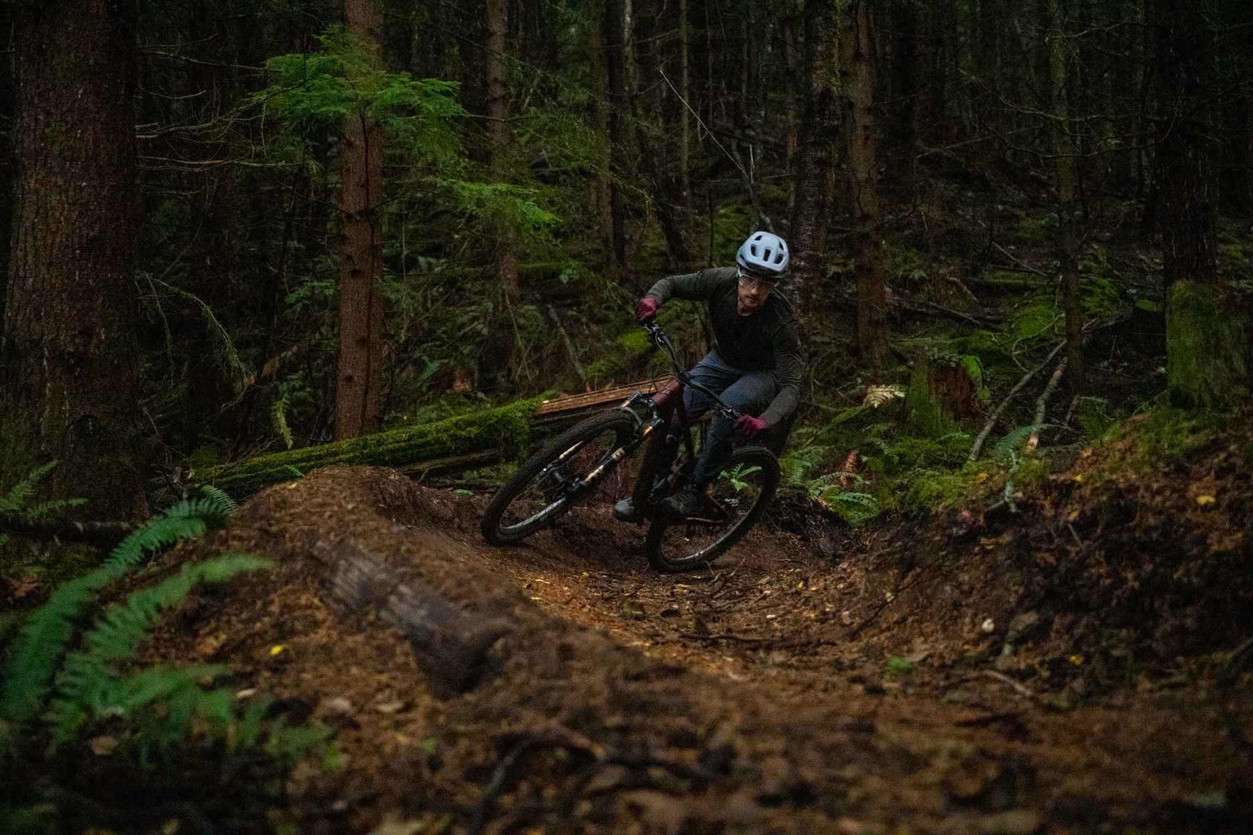 David Golay and Zack Henderson review the Propain Hugene 3 for Blister