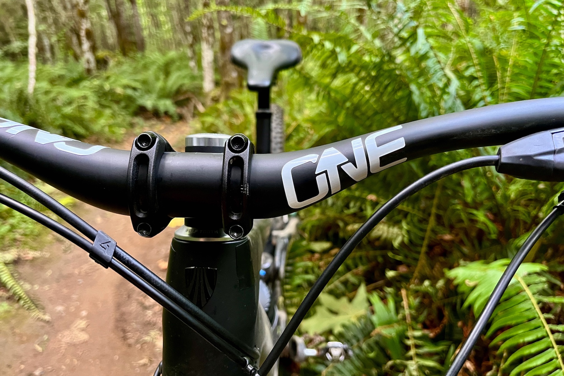 Zack Henderson reviews the OneUp V2 Carbon handlebar for BLISTER Review