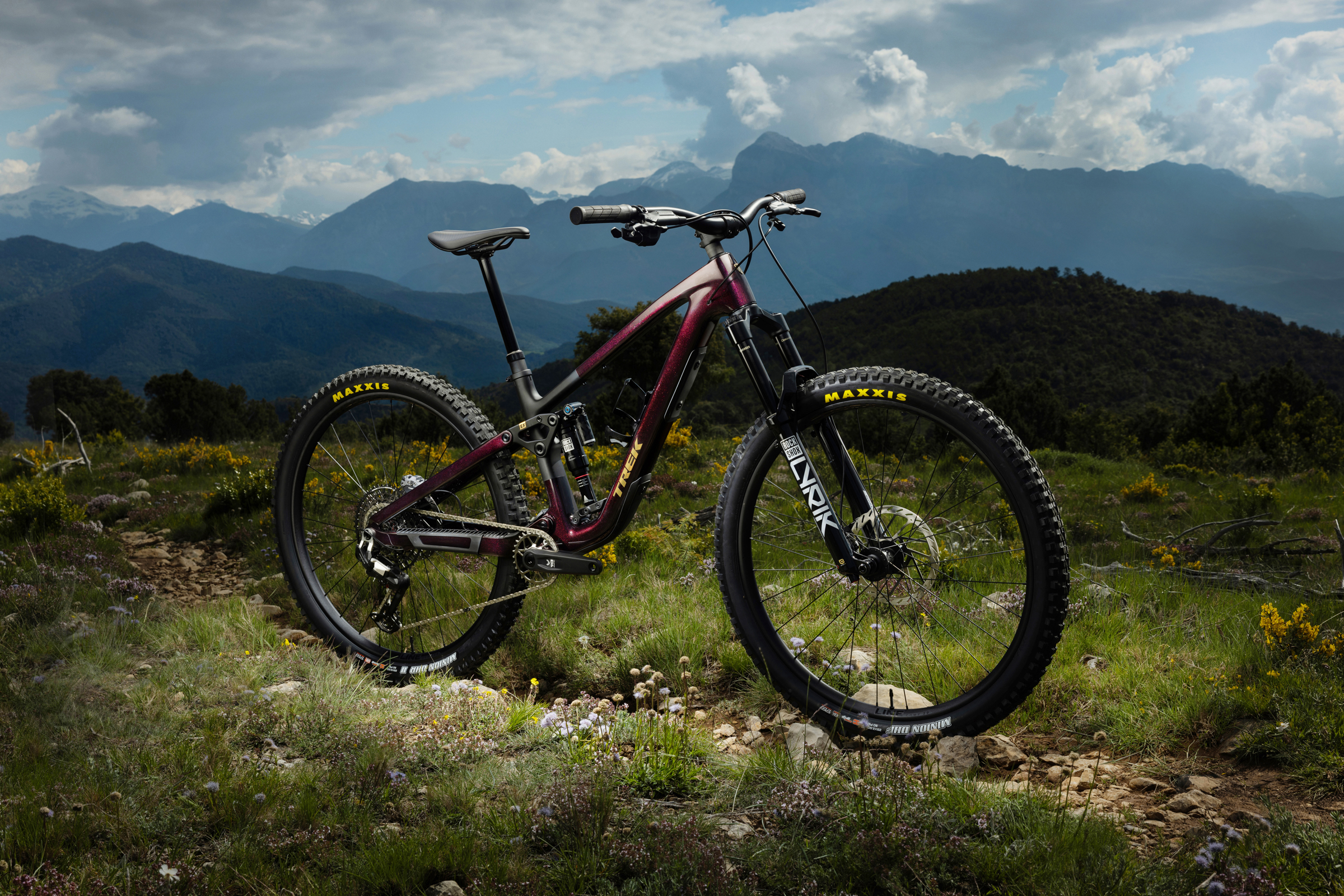 David Golay reviews the Trek Fuel EX, MX, and LX for Blister