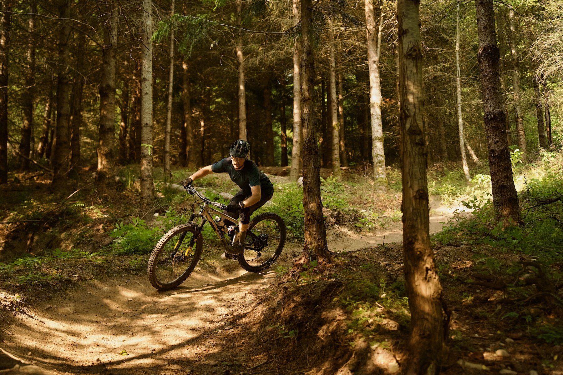 Zack Henderson reviews the Race Face Turbine Flat PedRace Face Turbine Flat Pedals for BLISTER
