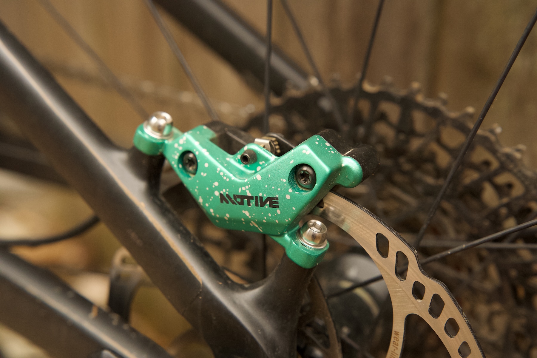 Zack Henderson reviews the SRAM Motive Ultimate brakes for BLISTER