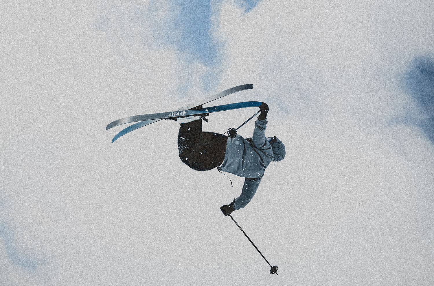 Stinius Skjøtskift skiing the 4FRNT Sinister