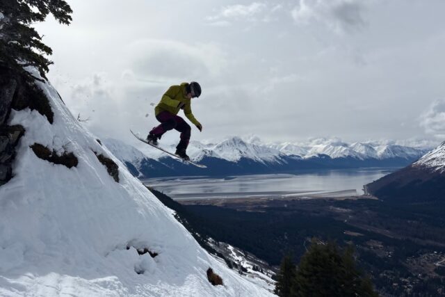 Andrew Forward reviews the Jones Howler for BLISTER