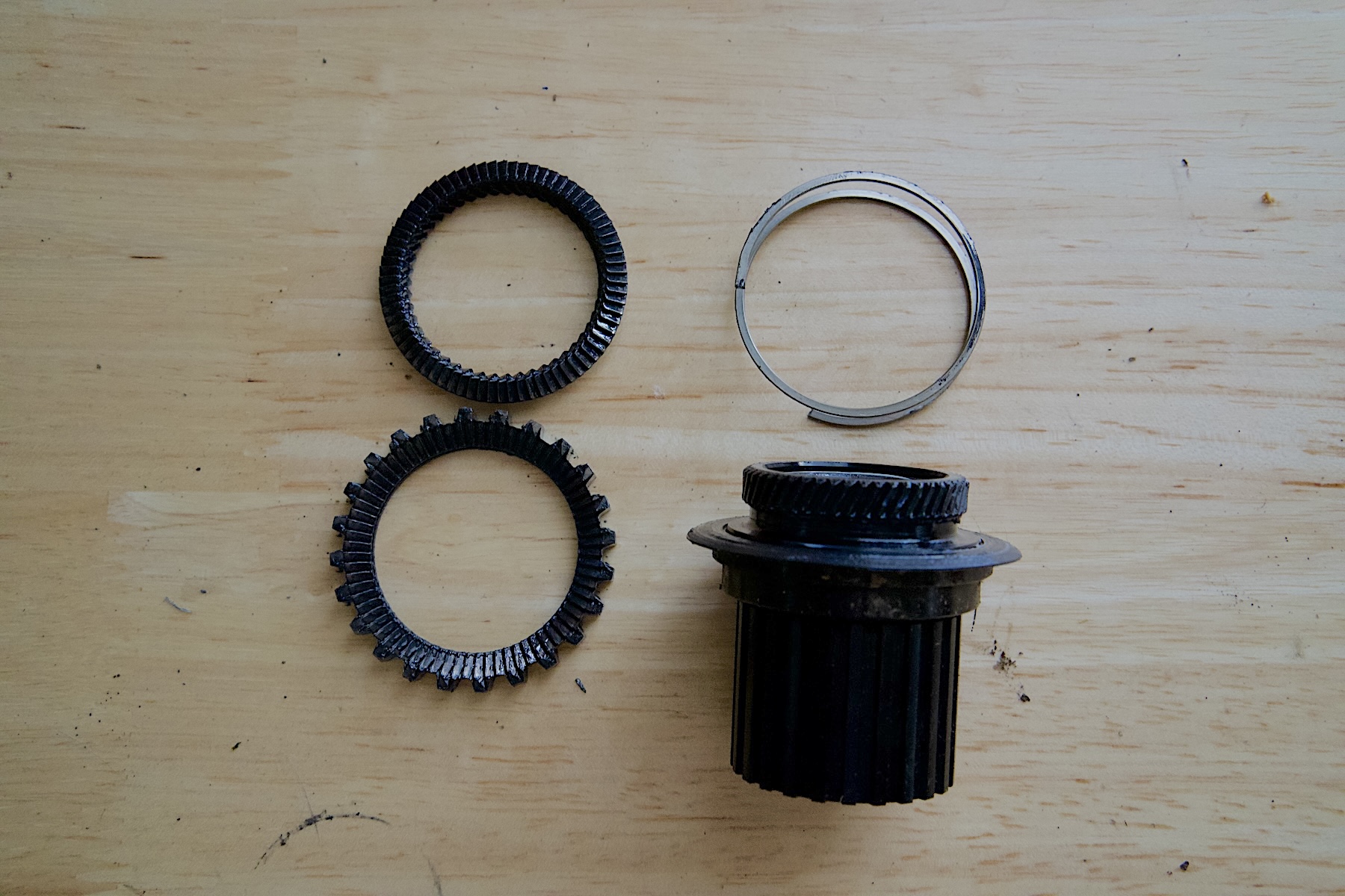 Zack Henderson reviews the FSA KFX i28 wheels for BLISTER