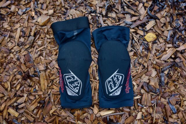 Zack Henderson reviews the TLD Stage Pro and Speed Pro Knee Pads for BLISTER
