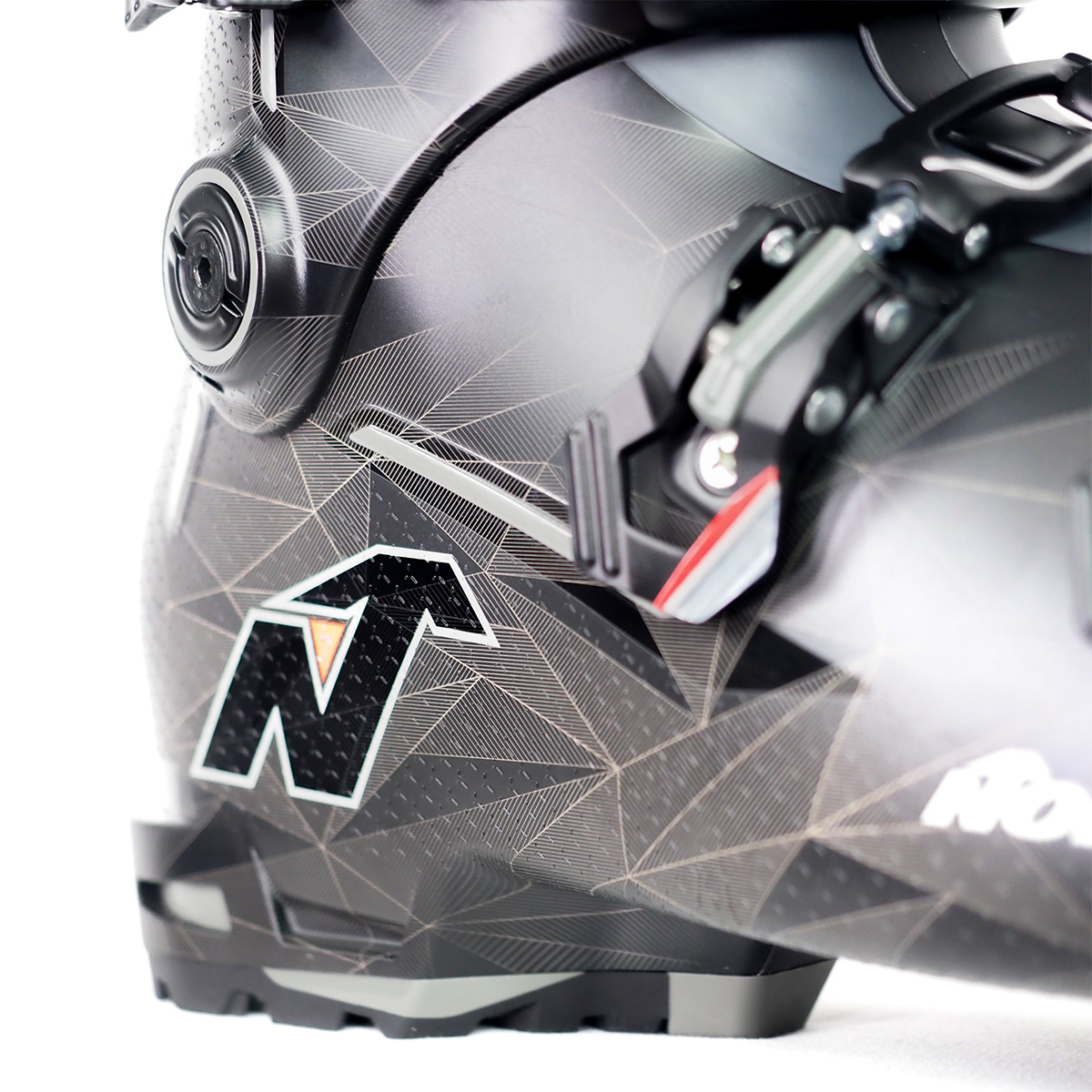 Blister reviews the Nordica Promachine 3 130 S.