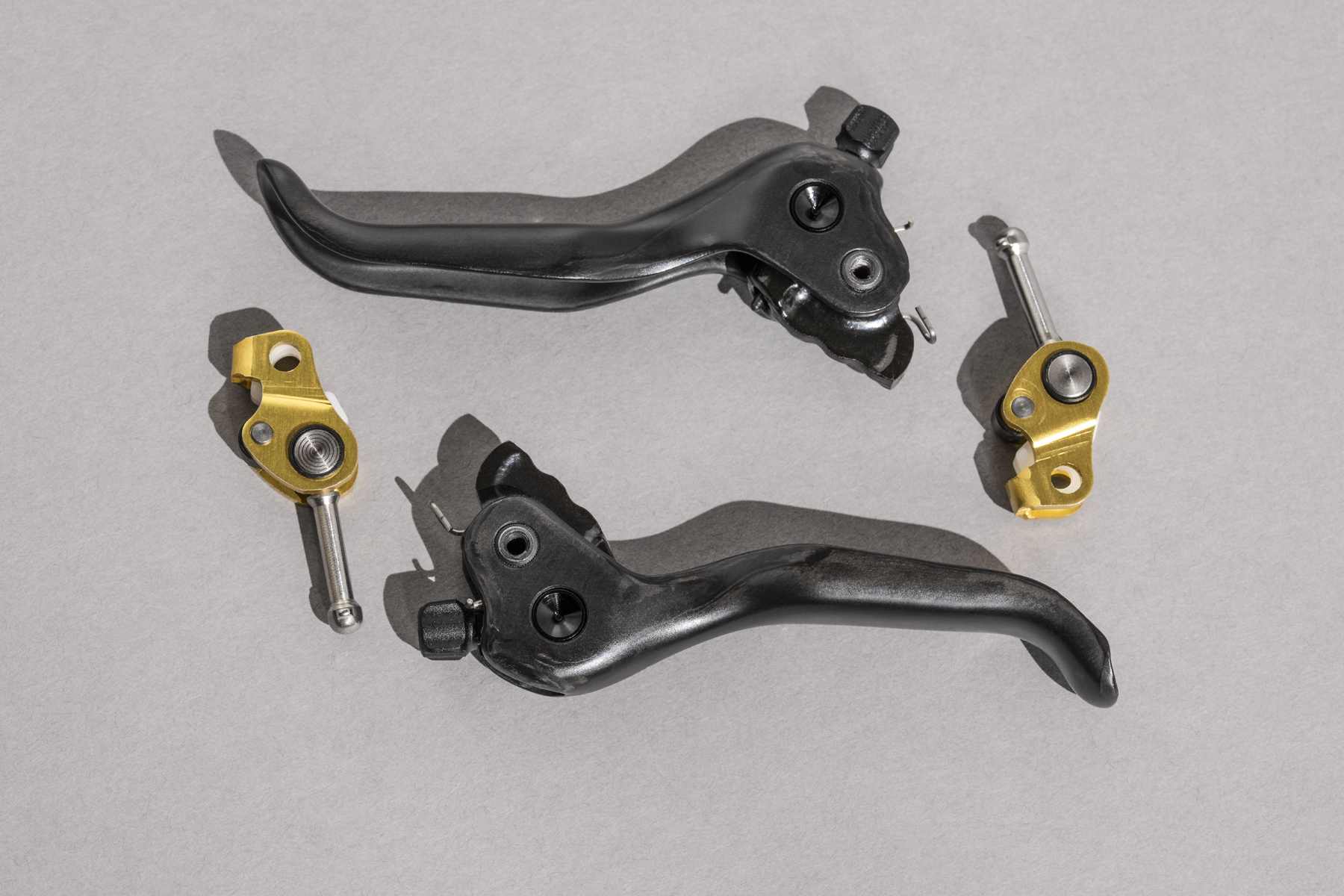 David Golay reviews the SRAM Maven B1 brakes for Blister