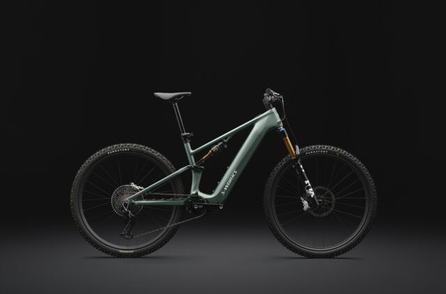 Simon Stewart reviews the Specialized Turbo Levo R